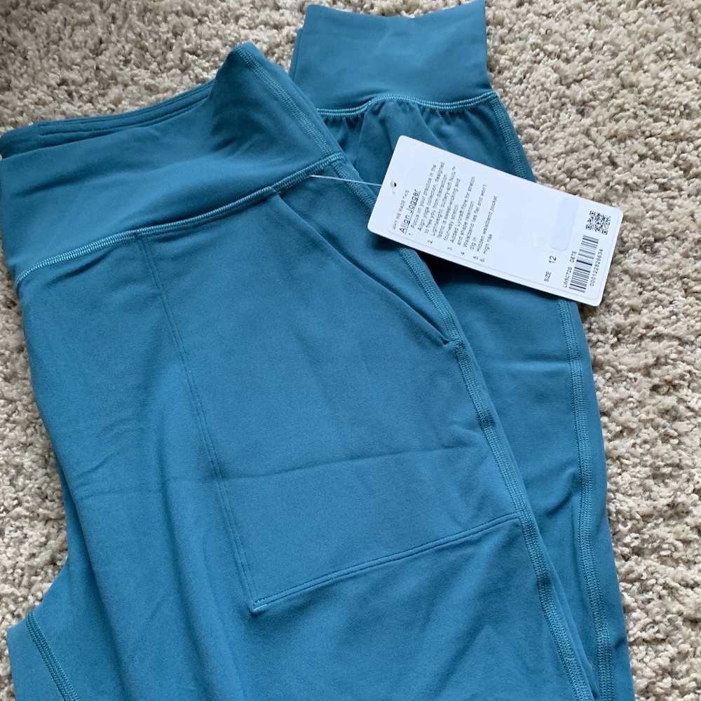 Lululemon Align joggers new with tags Size 12